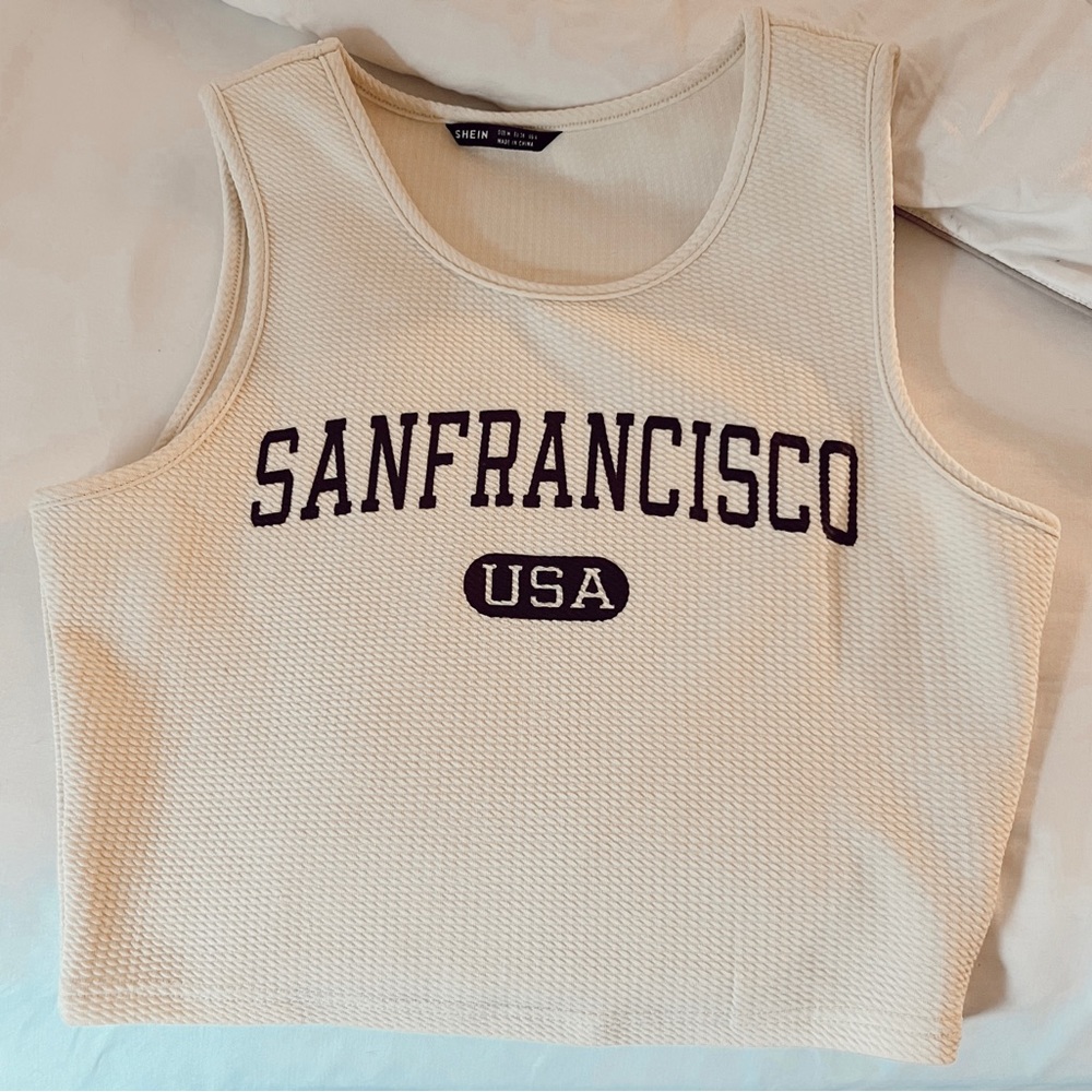 SHEIN textured white san francisco crop tee